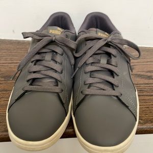 Men’s Puma gray sneakers